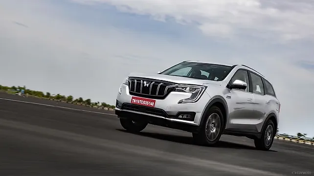 Mahindra begins delivering the XUV700 Mahindra begins delivering the XUV700