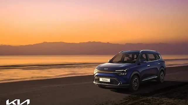 Kia unveils all-new seven-seat Carens Kia unveils all-new seven-seat Carens