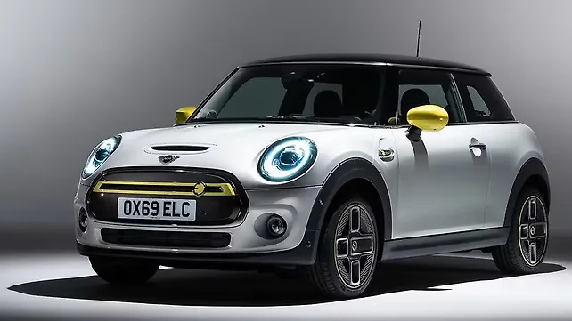 Mini Cooper SE launched in India at Rs 47.20 lakh Mini Cooper SE launched in India at Rs 47.20 lakh