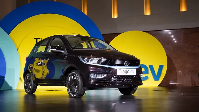Tata Tiago EV bookings to begin on 10 October; test drive from December 2022 Tata Tiago EV bookings to begin on 10 October; test drive from December 2022