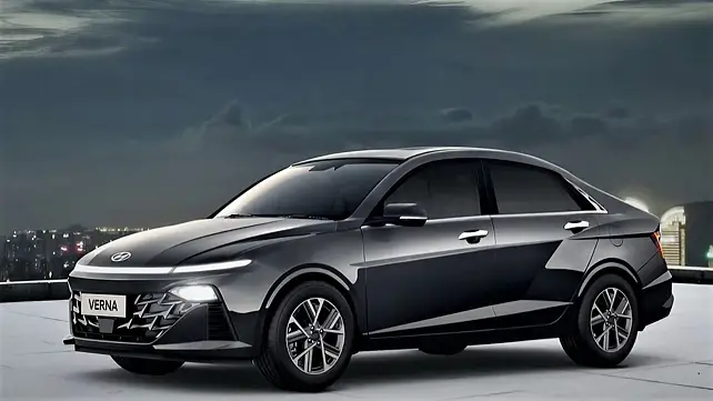 New Hyundai Verna launched in India at starting price of Rs. 10.90 lakh New Hyundai Verna launched in India at starting price of Rs. 10.90 lakh