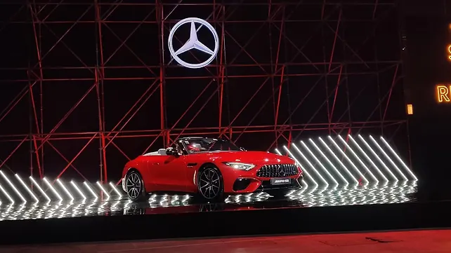 Mercedes-Benz AMG SL55 Roadster launched; prices in India start from Rs. 2.35 crore