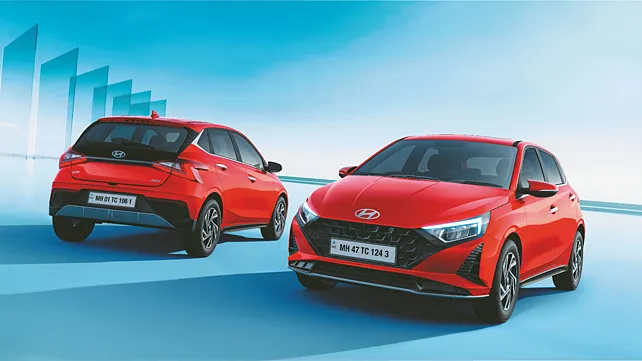 Hyundai i20 facelift launched in India at Rs. 6.99 lakh Hyundai i20 facelift launched in India at Rs. 6.99 lakh