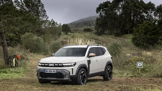 2024 Renault Duster unveiled; India debut in early 2025 2024 Renault Duster unveiled; India debut in early 2025