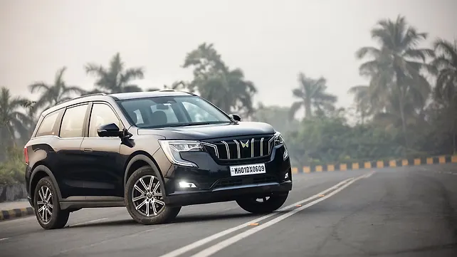 Mahindra XUV700 AX7 range prices cut by Rs. 2.2 lakh Mahindra XUV700 AX7 range prices cut by Rs. 2.2 lakh