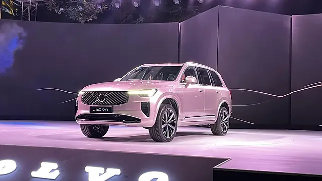 Volvo XC90 Facelift: Launched in India at Rs. 1.02 crore Volvo XC90 Facelift: Launched in India at Rs. 1.02 crore