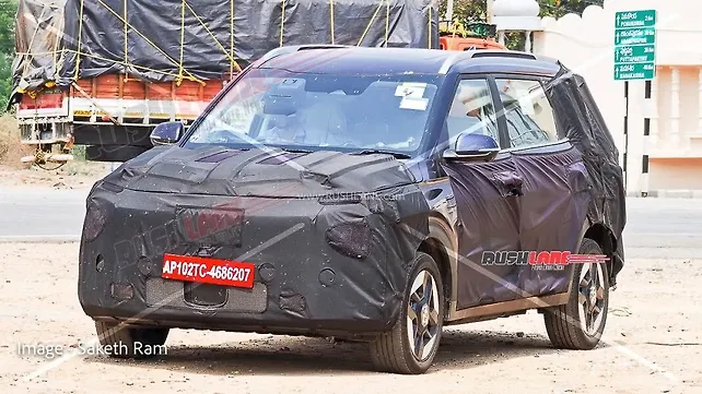 Another Kia Carens Clavis EV Spotted: Our Anticipations Another Kia Carens Clavis EV Spotted: Our Anticipations