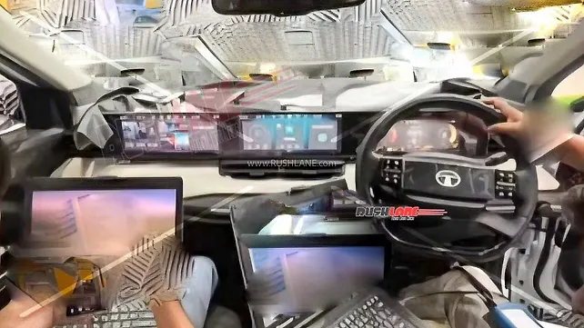 Tri-cluster Tata Sierra Spied Tri-cluster Tata Sierra Spied