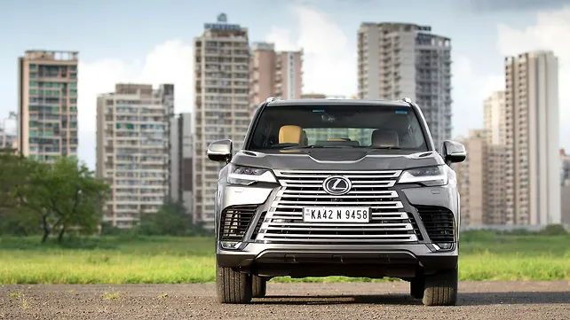 Over 1,000 Lexus LM and Toyota Land Cruiser Recalled 