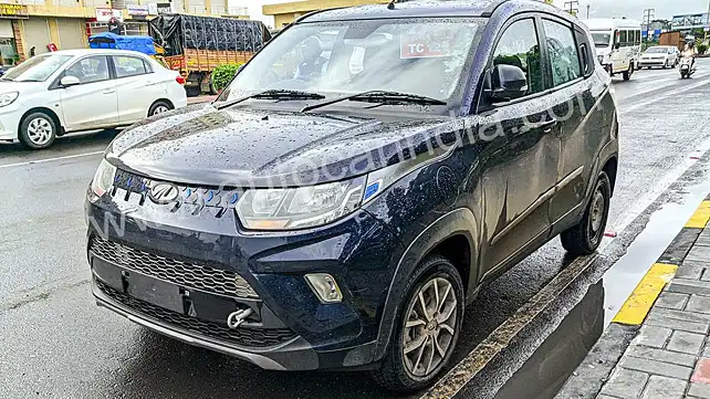 Mahindra eKUV100 spied testing in India 