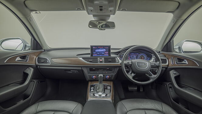 Audi A6 2015 360° View Interior