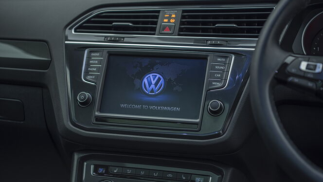 Volkswagen Tiguan 2017 360° View Interior