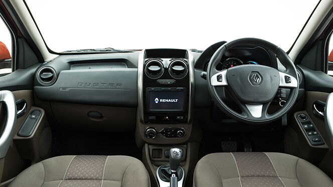Renault Duster 2016 360° View Interior