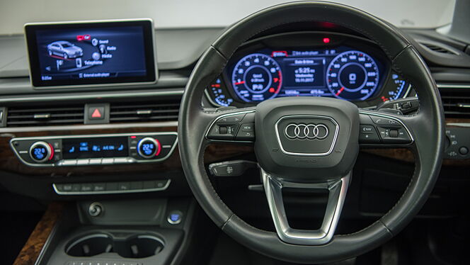 Audi A4 2016 360° View Interior