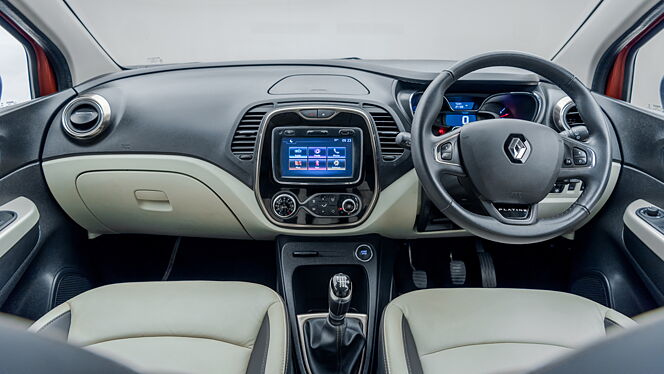 Renault Captur 2017 360° View Interior