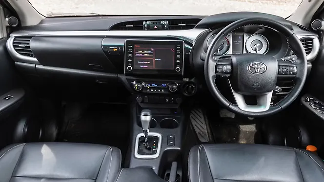 Toyota Hilux 360° View Interior
