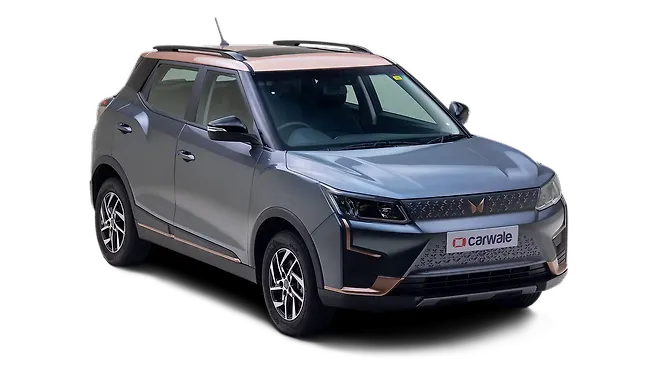 Mahindra XUV400 360° View