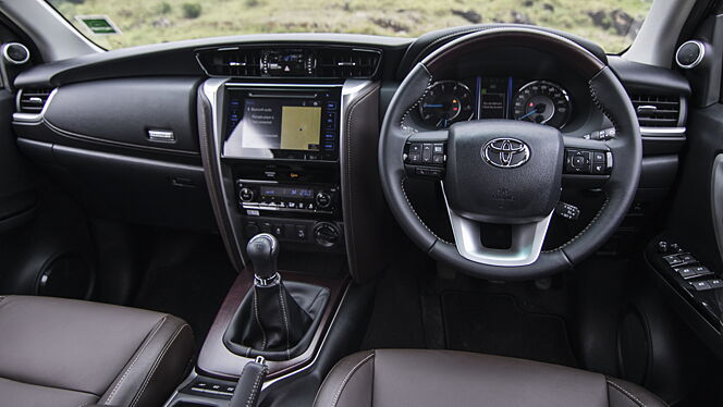 Toyota Fortuner 2016 360° View Interior