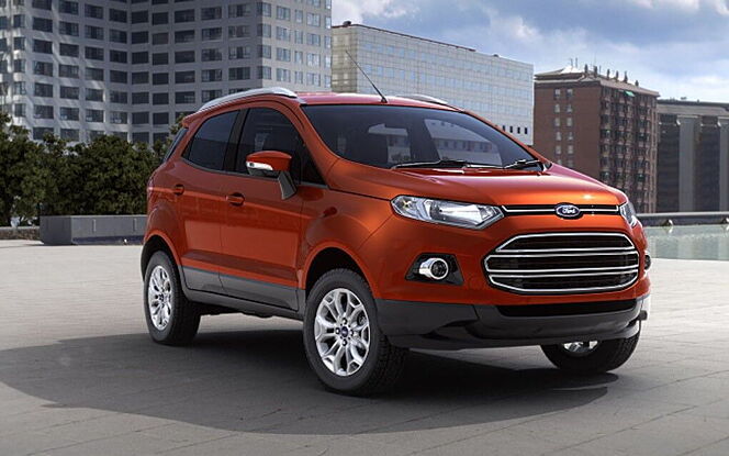 Ford EcoSport [2015-2017] Front Right View