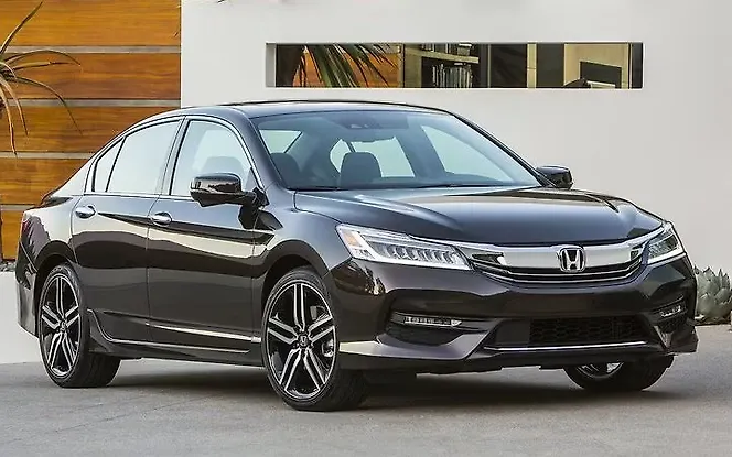 Honda Accord Front Right View Honda Accord Front Right View