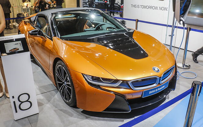 BMW i8 Roadster Image