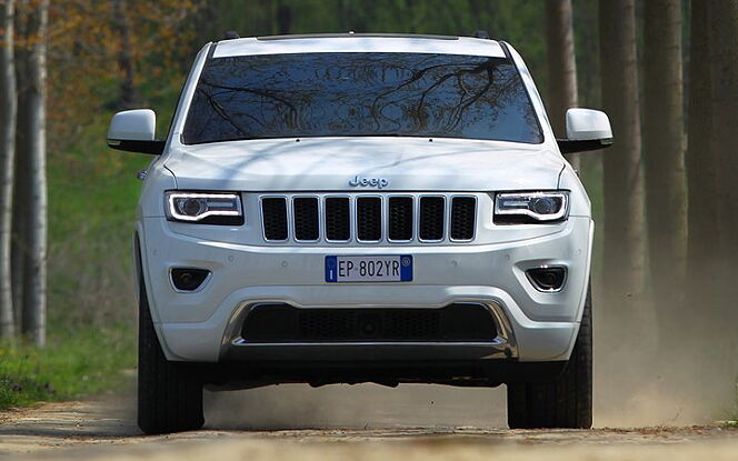 Jeep Grand Cherokee [2016-2020] Front View