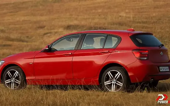BMW 1 Series Left View BMW 1 Series Left View