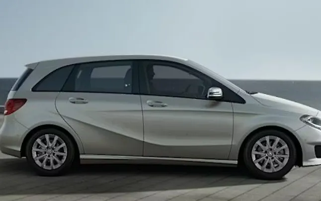 Mercedes-Benz B-Class Right Side Mercedes-Benz B-Class Right Side