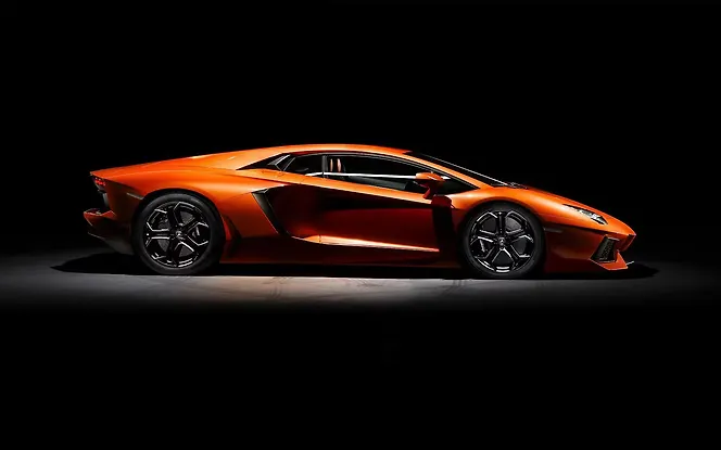 Lamborghini Aventador Right Side Lamborghini Aventador Right Side