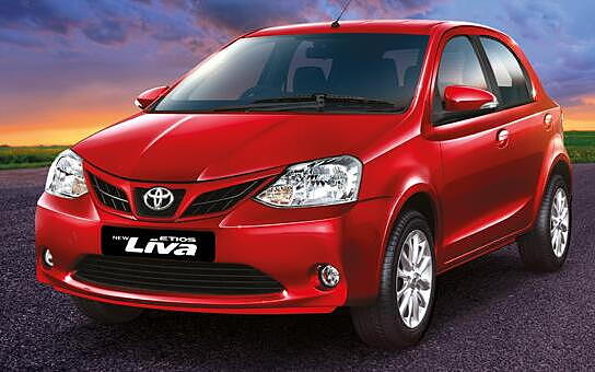 Toyota Etios Liva [2013-2014] Front Left View
