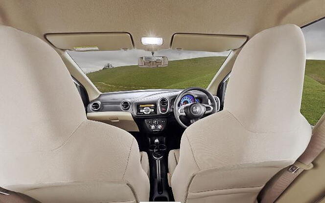 Honda Mobilio Interior
