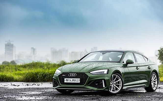 Audi RS5 Front Left View