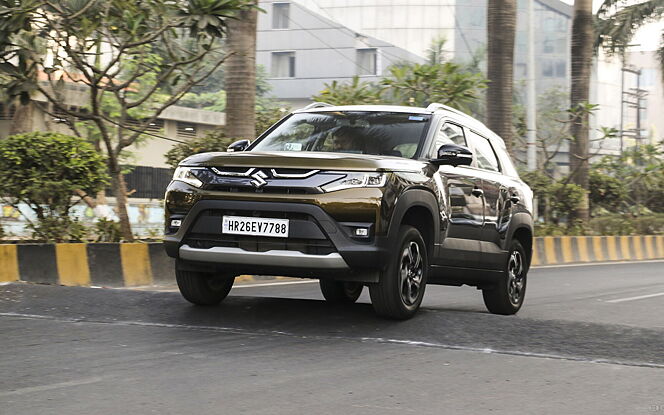 Maruti Suzuki Brezza Front Left View