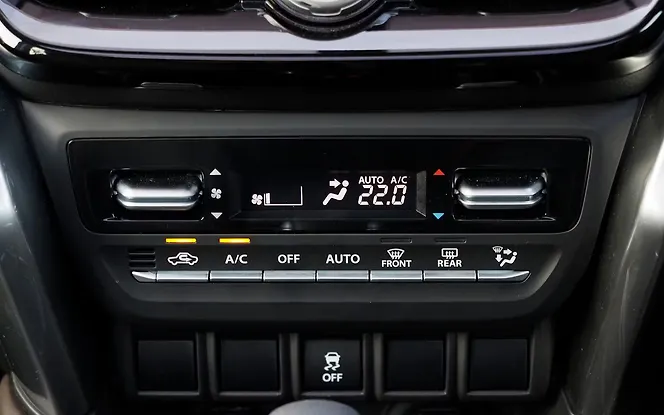 Toyota Urban Cruiser Hyryder AC Controls