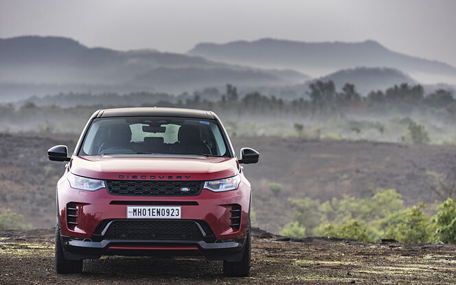 Land Rover Discovery Sport Front View