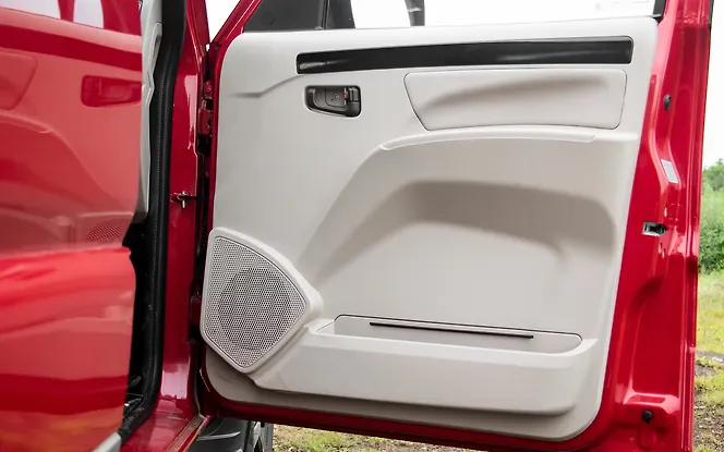 Mahindra Scorpio Driver Door