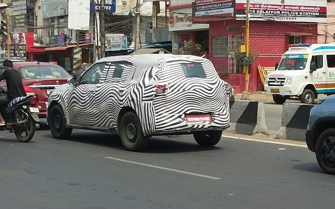 Citroen sub-4-metre compact SUV Rear Left View