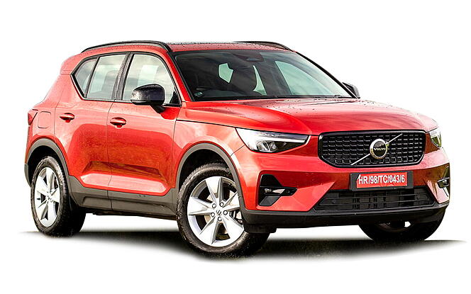 Volvo XC40 Front Right View