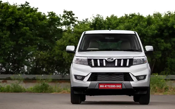 Mahindra Bolero Neo Front View
