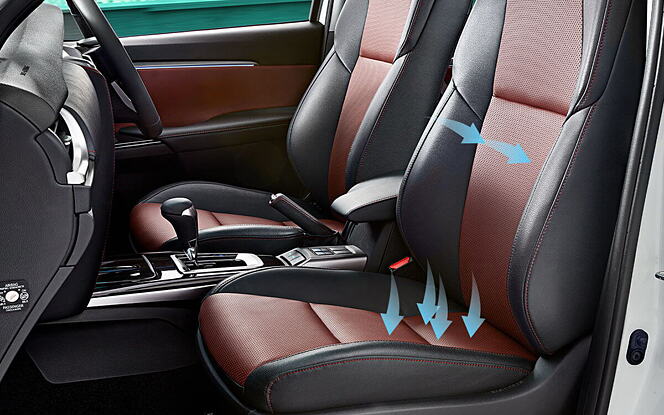 Toyota Fortuner Legender Front Seats