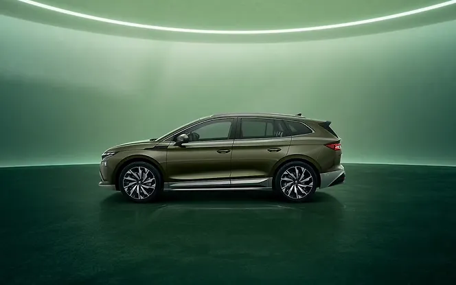 Skoda Enyaq Left View