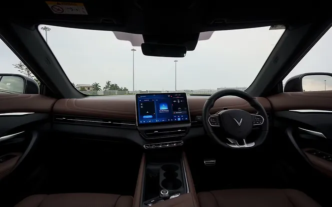 Vinfast VF 7 DashBoard