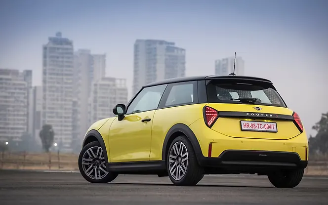 MINI Cooper Rear Left View