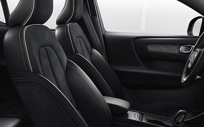 Volvo EX40 Front Seats