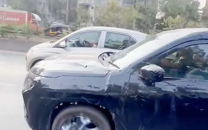 Maruti Suzuki Grand Vitara 7 seater Left View