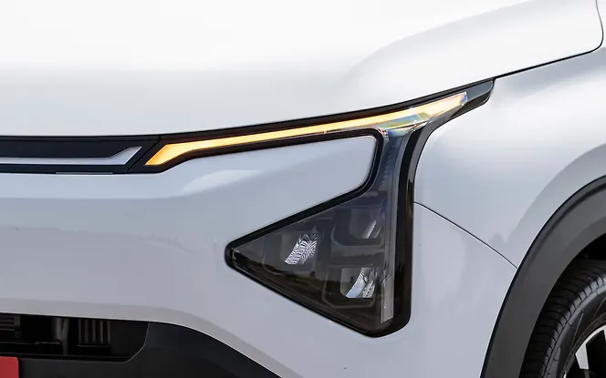 Kia Carens Clavis Turn Indicators