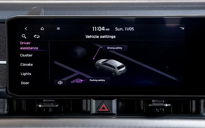Kia Carens Clavis Infotainment Display