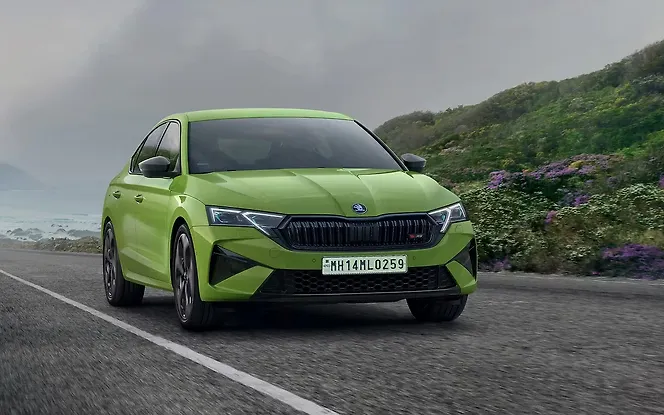 Skoda Octavia RS Front View Skoda Octavia RS Front View