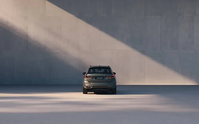 Volvo XC60 Rear View