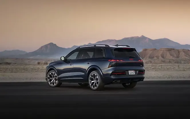 Audi Q9